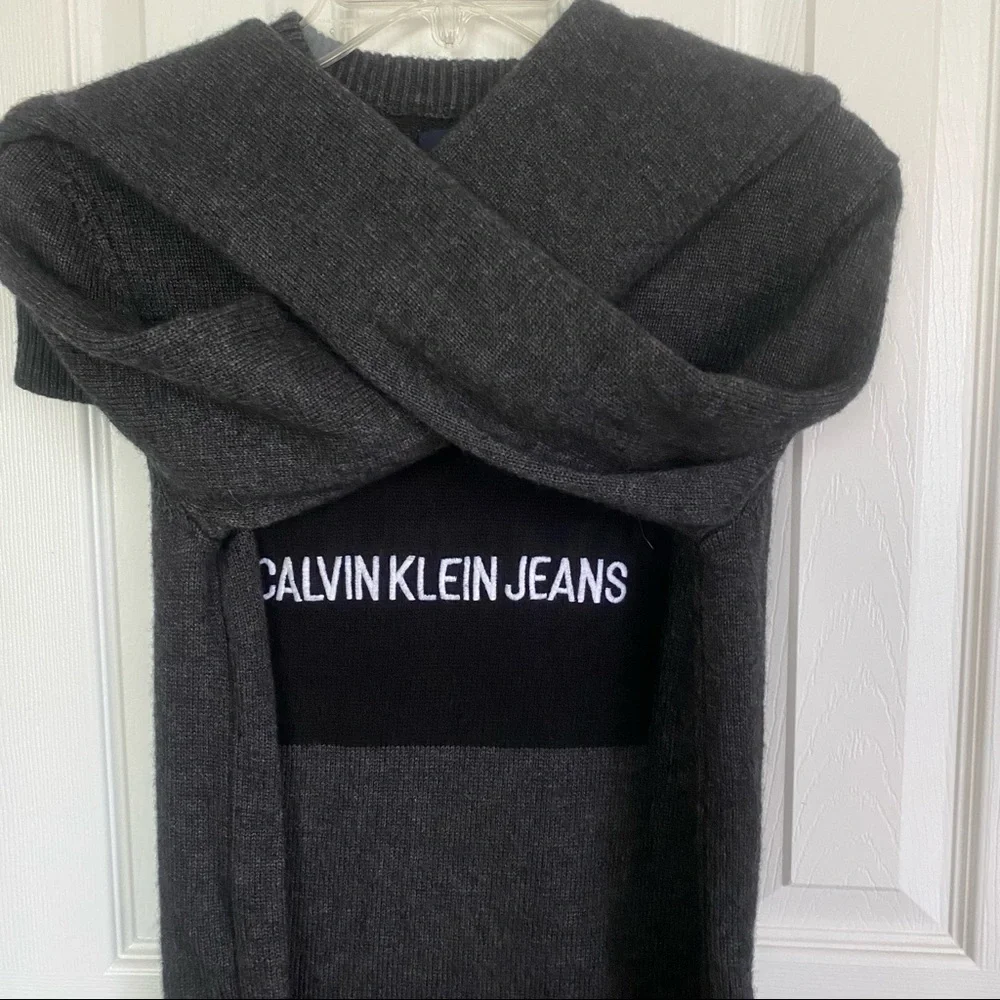 Calvin Klein Wool Blend Klein Logo Pullover Sweater In Gray Size S